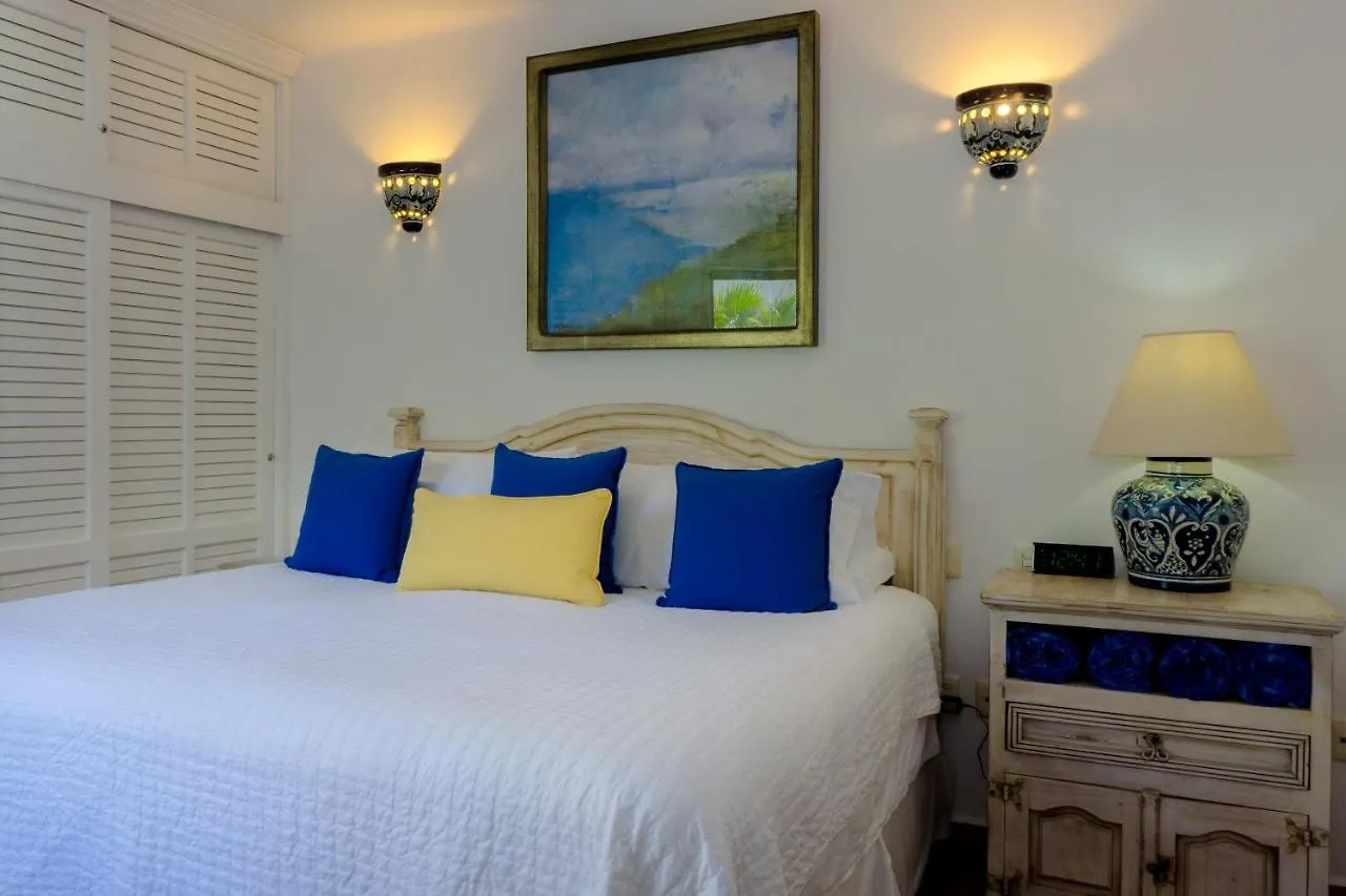 Royal Palms 9 Condo Playa del Carmen Apartment